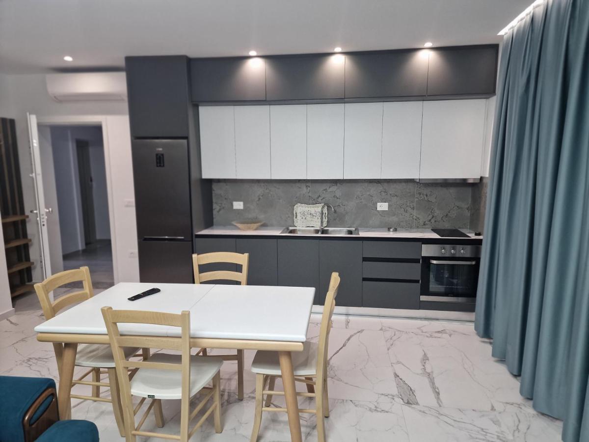Joanna Suites Саранде Екстериор снимка