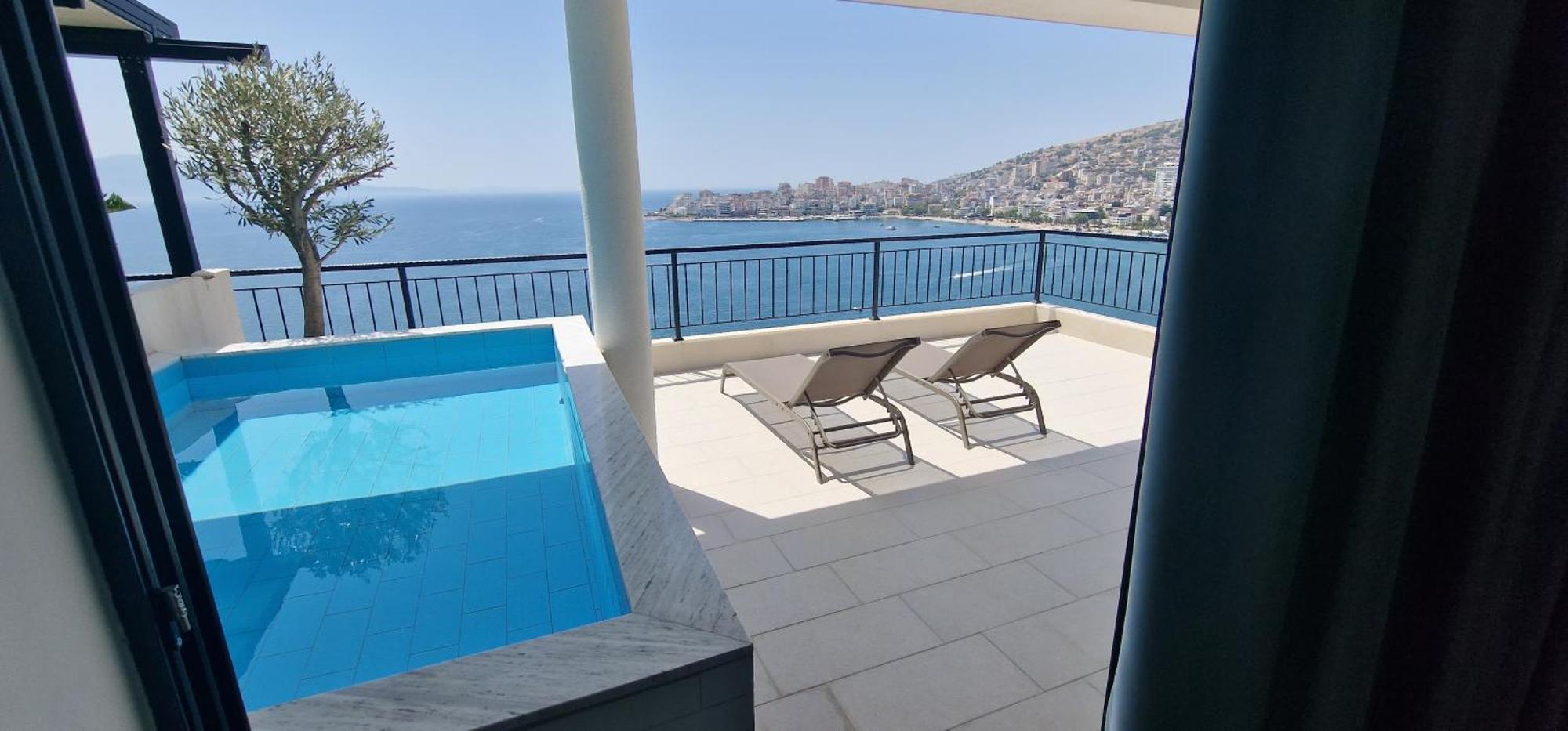 Joanna Suites Саранде Екстериор снимка