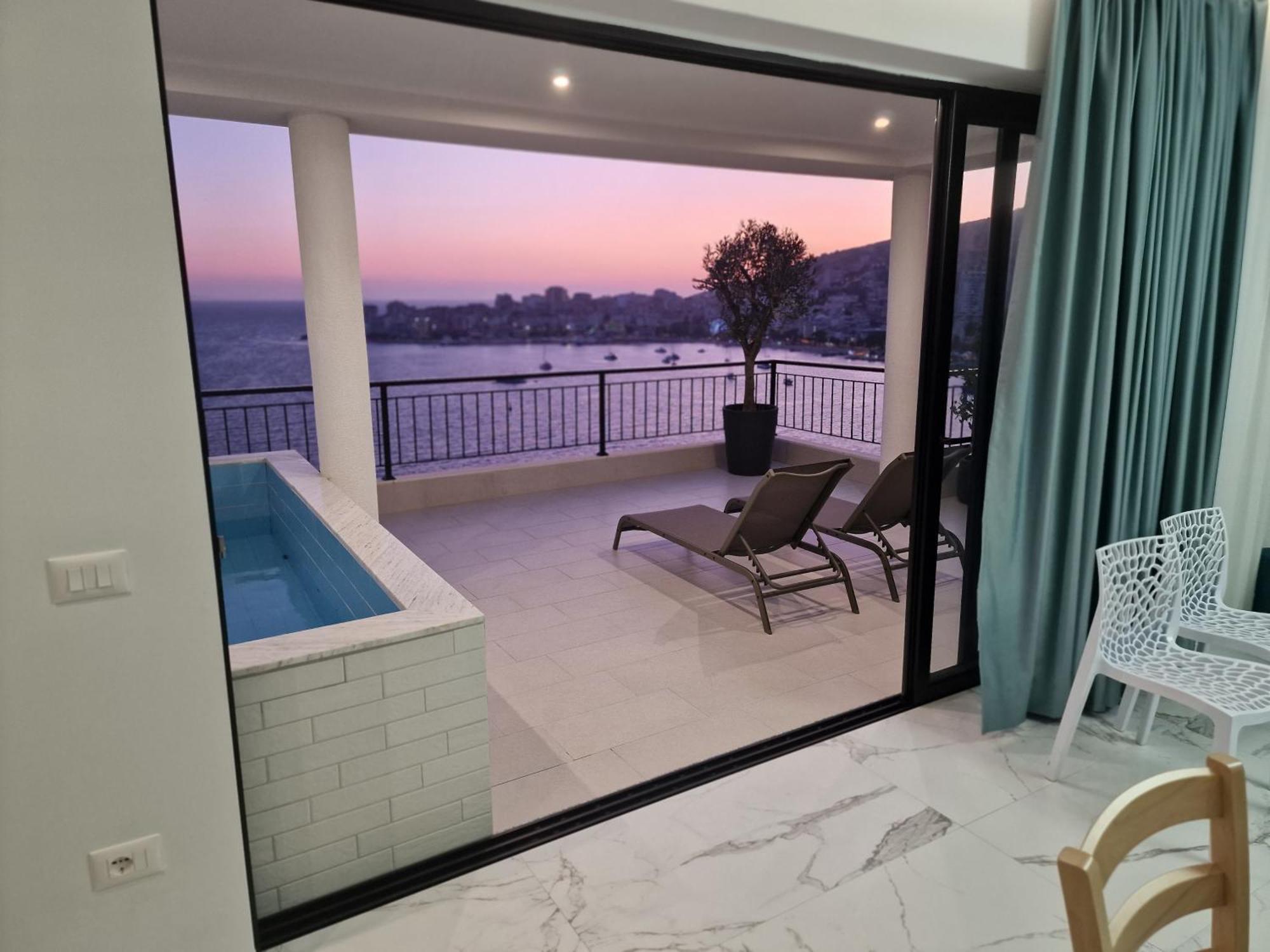 Joanna Suites Саранде Екстериор снимка