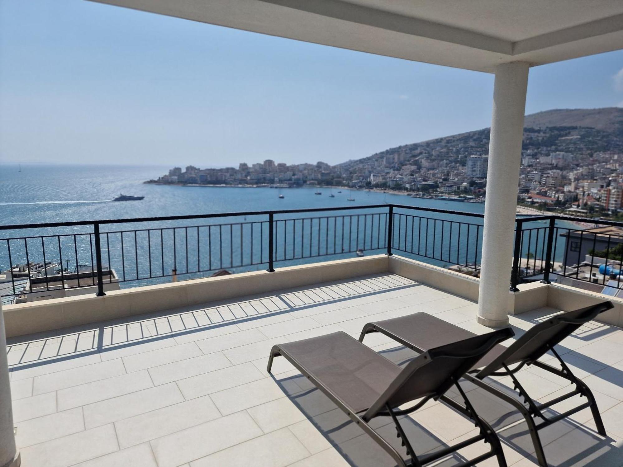 Joanna Suites Саранде Екстериор снимка